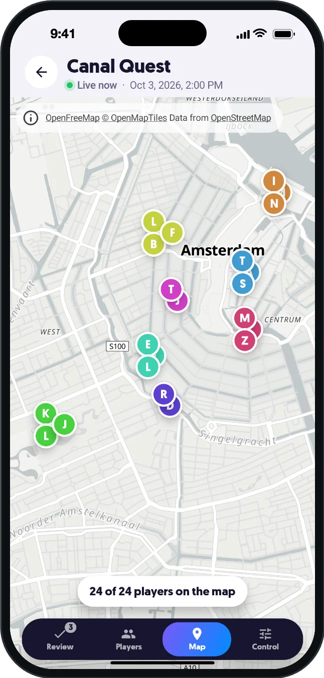 Host view with players on the map in the HuntHopper app